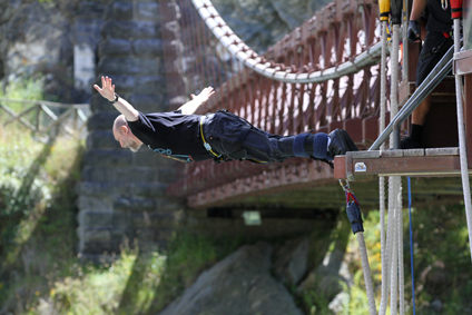 Nick beginning leap from Kawarau Bridge